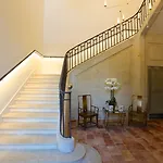 Chateau De Hotel