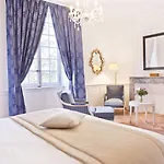 Chateau De Hotel
