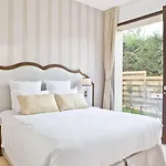 Hotel Chateau De 4*