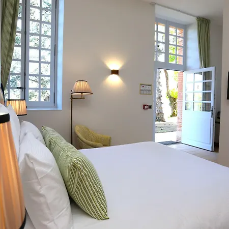 Chateau De Hotel
