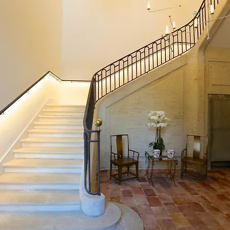 Chateau De Hotel 4*