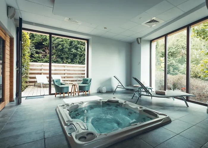 Chateau De Отель 4*