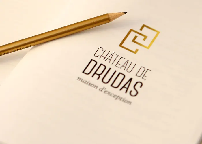 Отель Chateau De