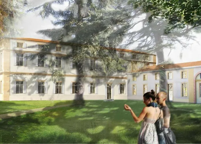 Отель Chateau De